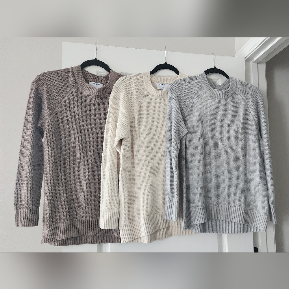 SET OF THREE Old Navy Heather Gray Knit Sweater